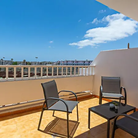 Casa Ayram - Private Terrace - Pool - 10 Min Walk Апартаменты *
