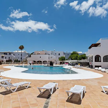 Casa Ayram - Private Terrace - Pool - 10 Min Walk Apartment Costa Teguise