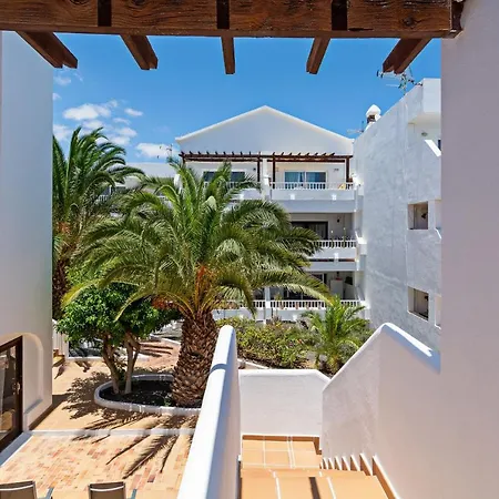Casa Ayram - Private Terrace - Pool - 10 Min Walk Apartment